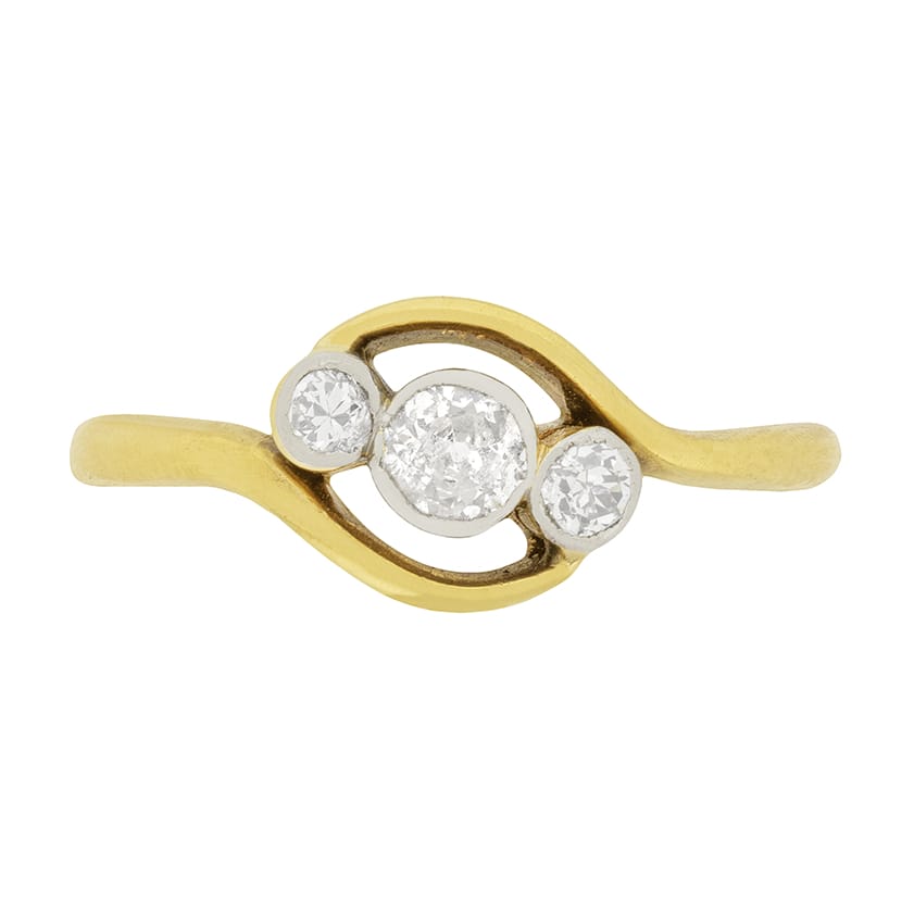 Late Victorian 0.45 Carat Old Cut Diamond Three Stone Ring, c.1900s