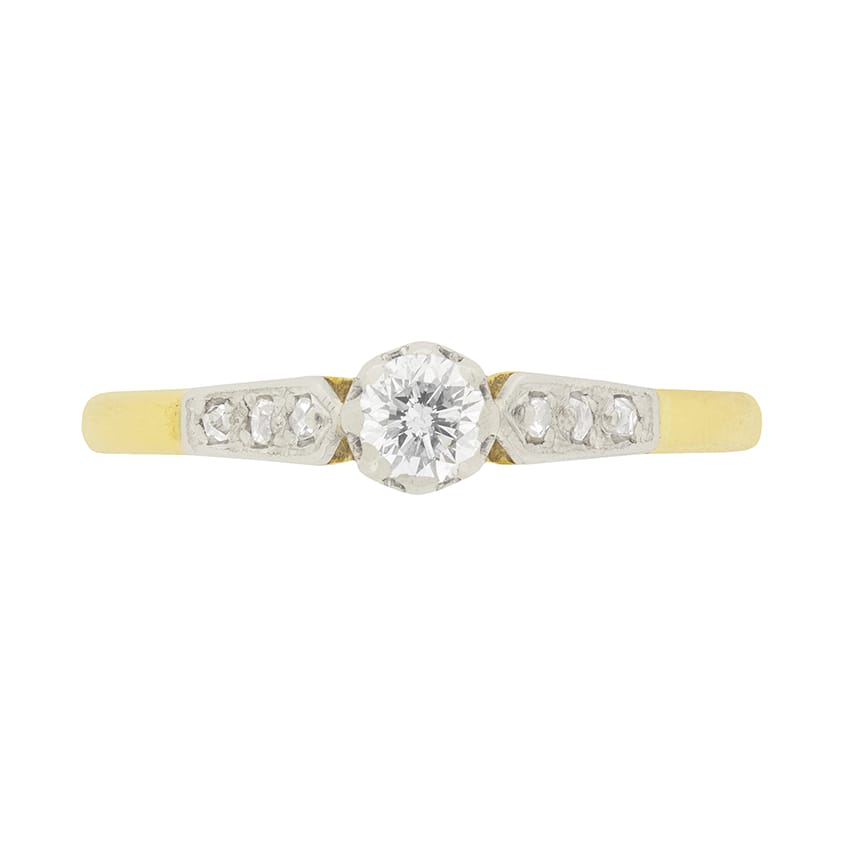 Late Deco 0.30ct Diamond Solitaire Engagement Ring, c.1940s