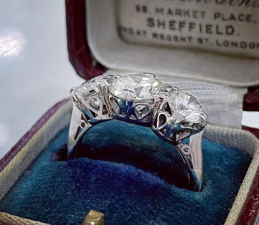 Art deco rings hatton on sale garden