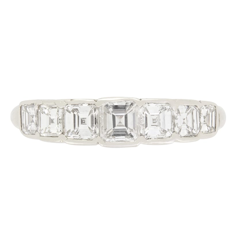 Late Deco 1.50ct Diamond Seven Stone Ring, c.1940s
