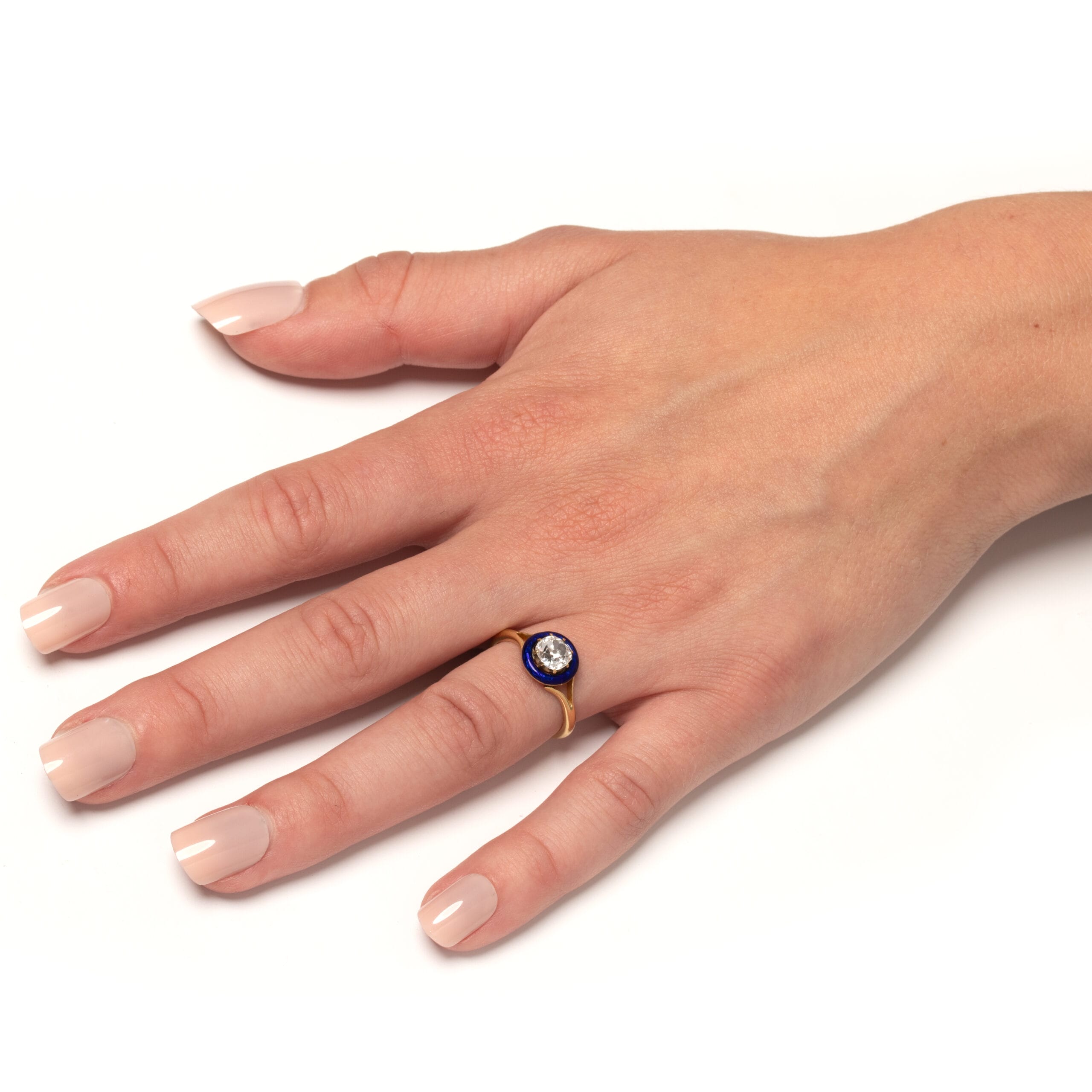 S3717-HAND-1-scaled