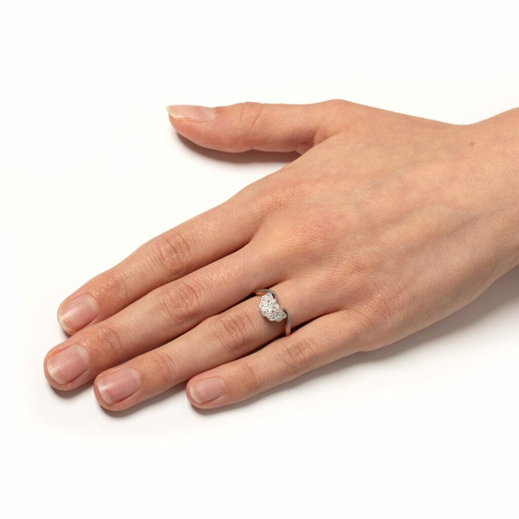S3772 HAND