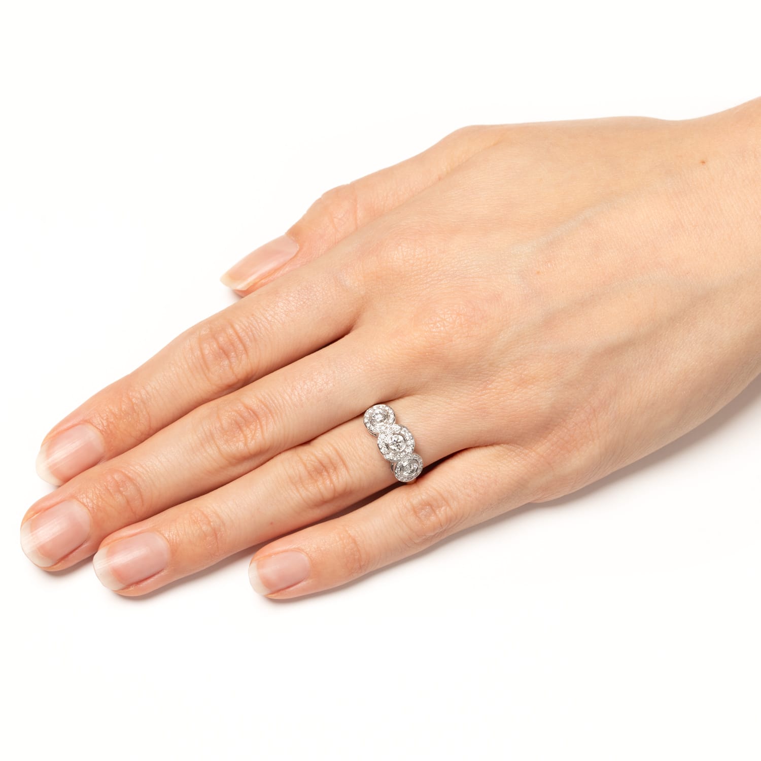 Tiffany and co clearance three stone engagement ring