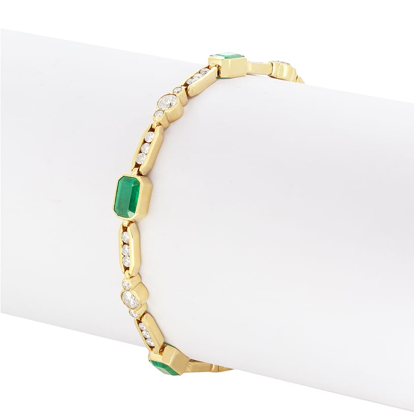 Vintage 4.80ct Emerald and Diamond Boodles Bracelet, hallmarked 1993